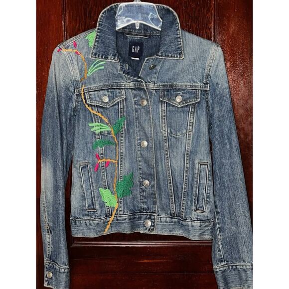 GAP DENIM JACKET EMBROIDERED PEACOCK JEAN BLUE MEDIUM M - Picture 3 of 5